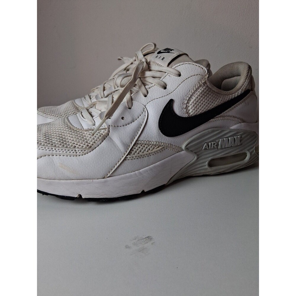 Nike Air Max White/Black Cushioned Athletic Sneakers Mesh Low Top US 10.5 UK 9.5